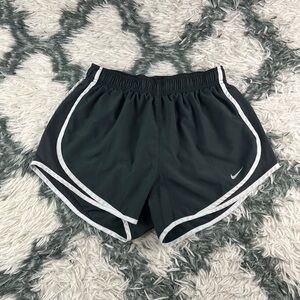 Nike Women's Dri-Fit Dark Gray Running Shorts Size Medium